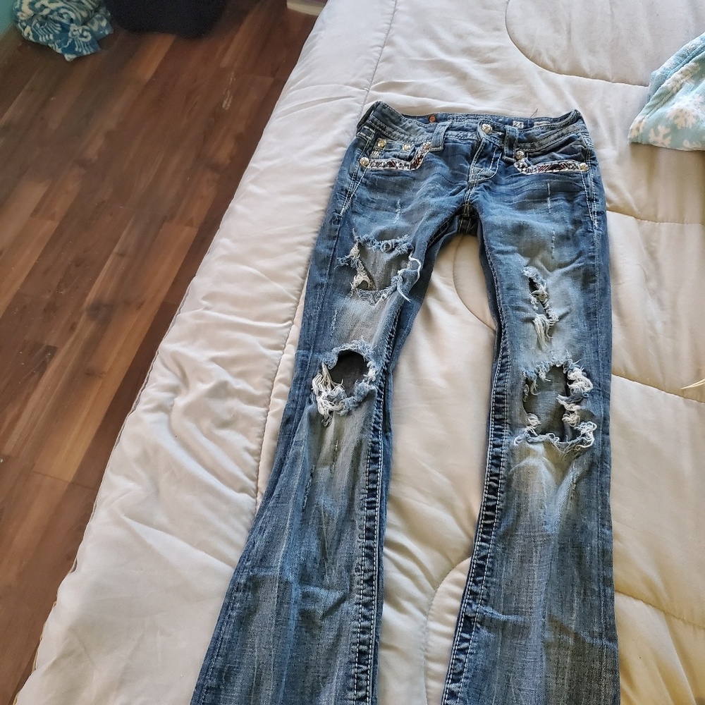 Jeans - Picture 3 of 3